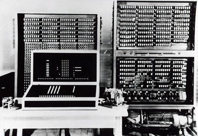 <strong><em>Caption</em></strong>